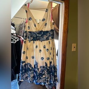 Betsy Johnson dress